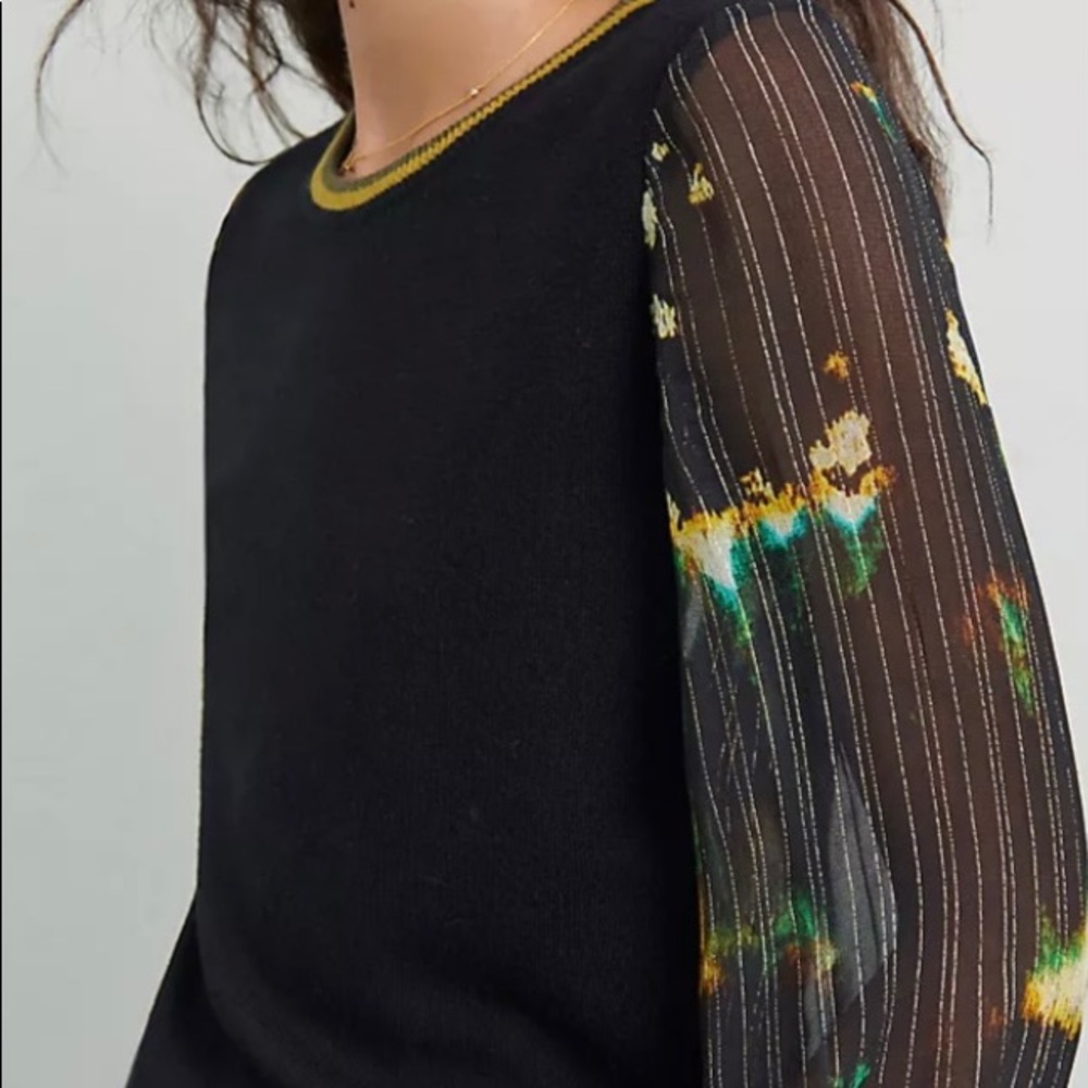 Jersey sweater with Fancy sleeves